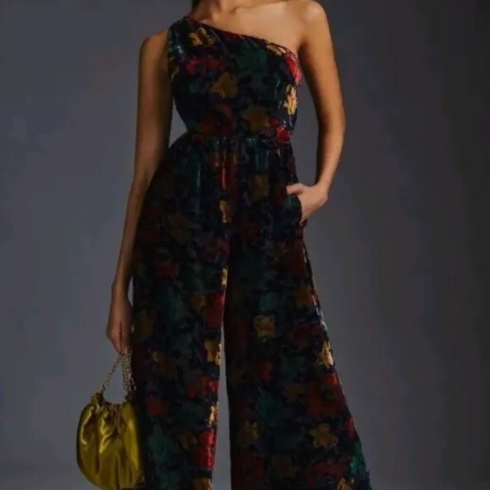 Hutch size 2 ANTHROPOLOGIE Hutch One-Shoulder Velvet Jumpsuit Black Floral Size
